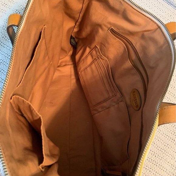 Fossil Large White Tote - Picture 3 of 3